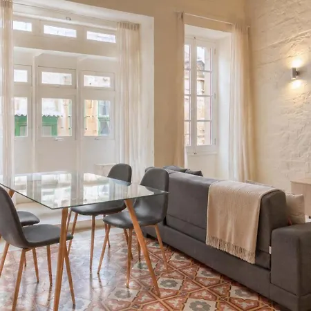 Apartman Bnbnova - 2br Duplex - Historic Old Town Valletta
